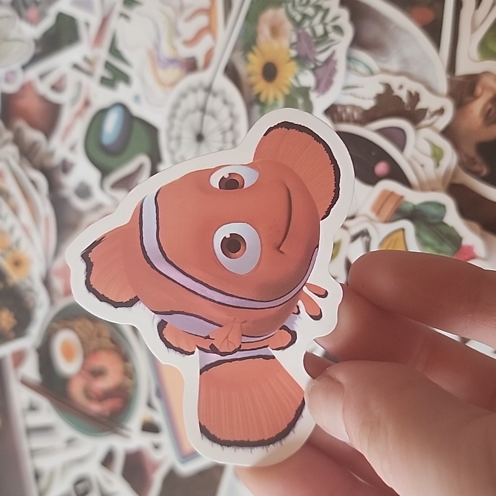 10/$10 Nemo Vinyl Sticker